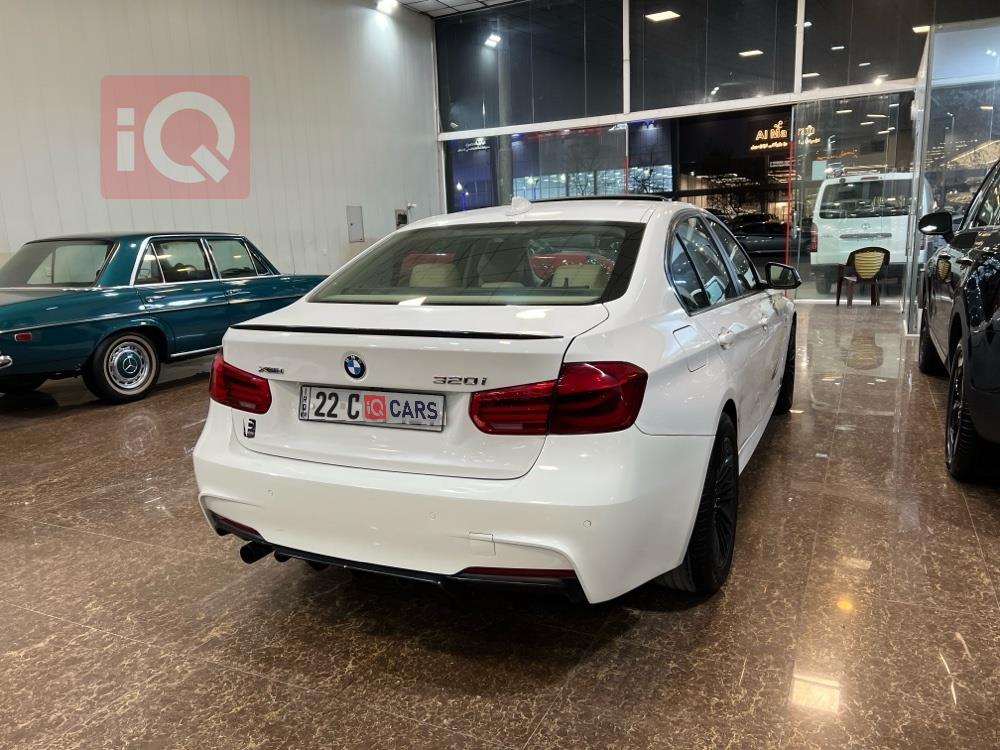 بي ام دبليو الفئة 3